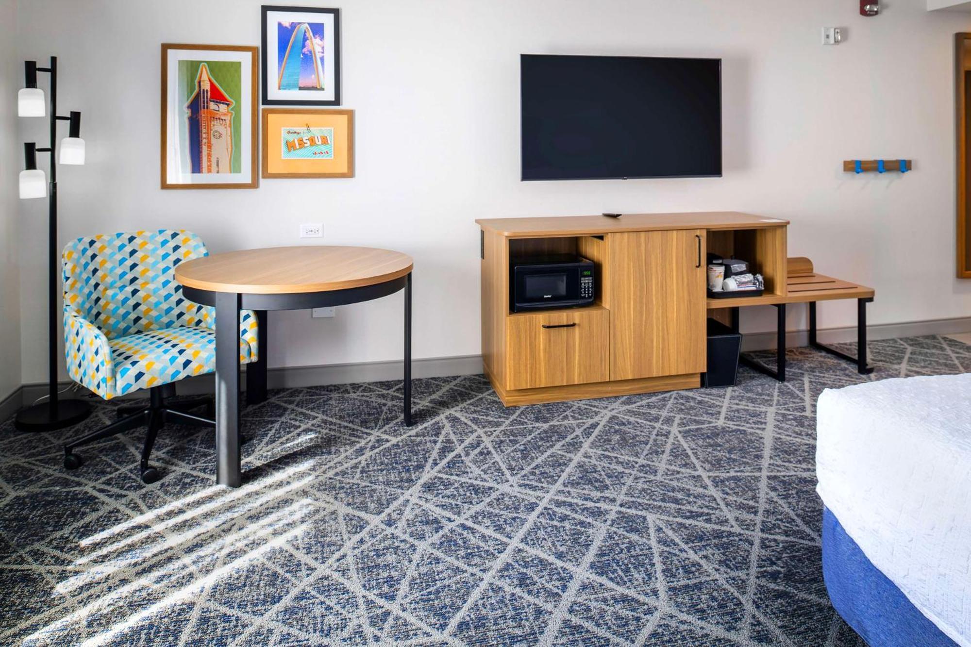 Hampton Inn By Hilton St Louis Airport Woodson Terrace Ngoại thất bức ảnh